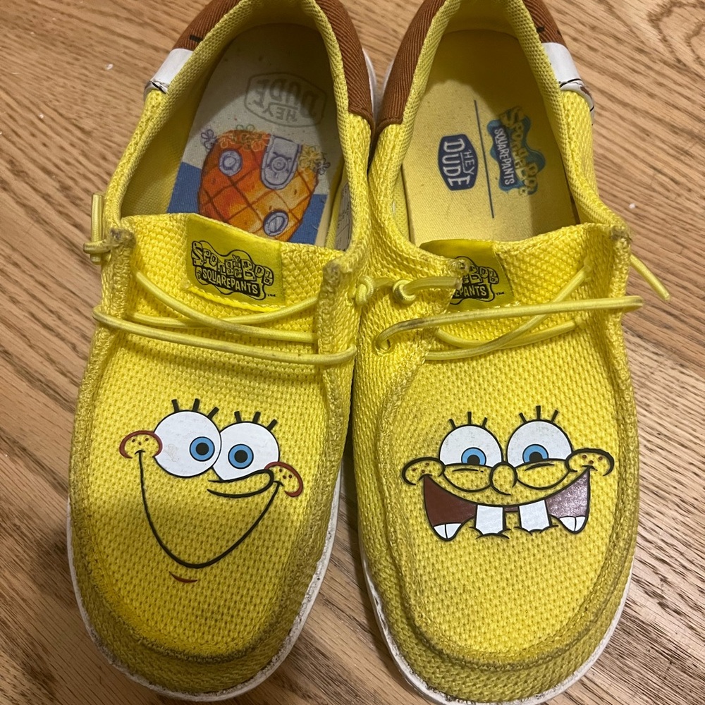 Hey Dude Kids Yellow SpongeBob Sneakers